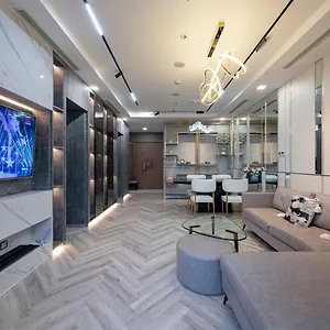 Apartment Landmark 81 Luxury Apartments: Iconic Skyscraper Living, Ho Chi Minh City
